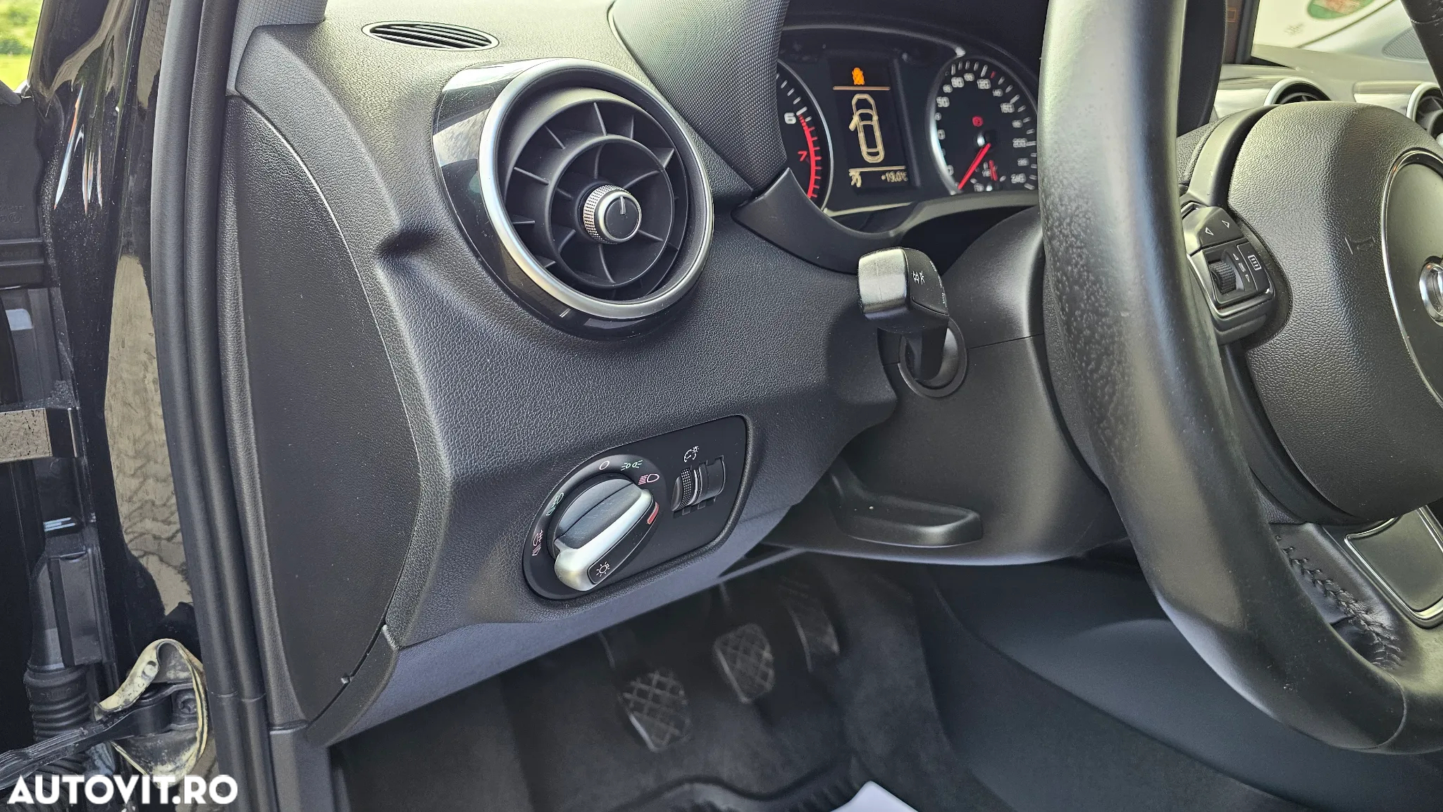 Audi A1 1.2 TFSI Sportback S line edition - 19