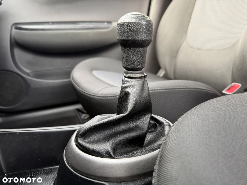 Hyundai i20 - 19