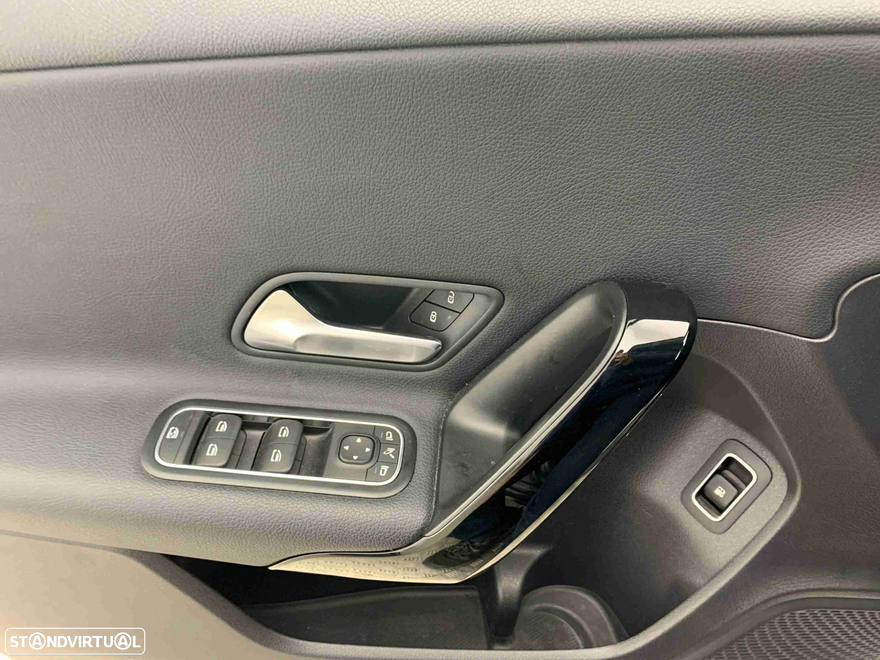 Mercedes-Benz A 250 e Style Plus - 14