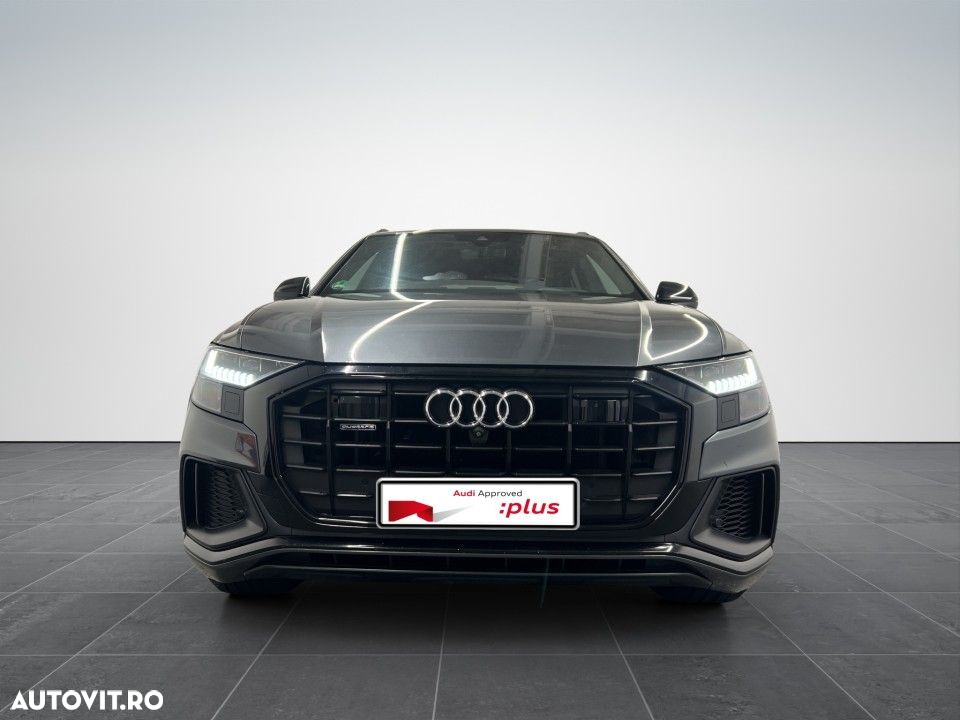 Audi Q8 - 6