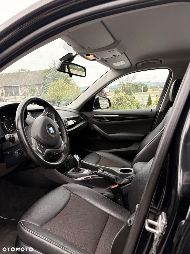 BMW X1 sDrive18d - 12