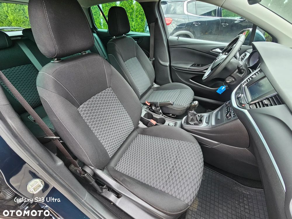 Opel Astra 1.4 Turbo Start/Stop Innovation - 17
