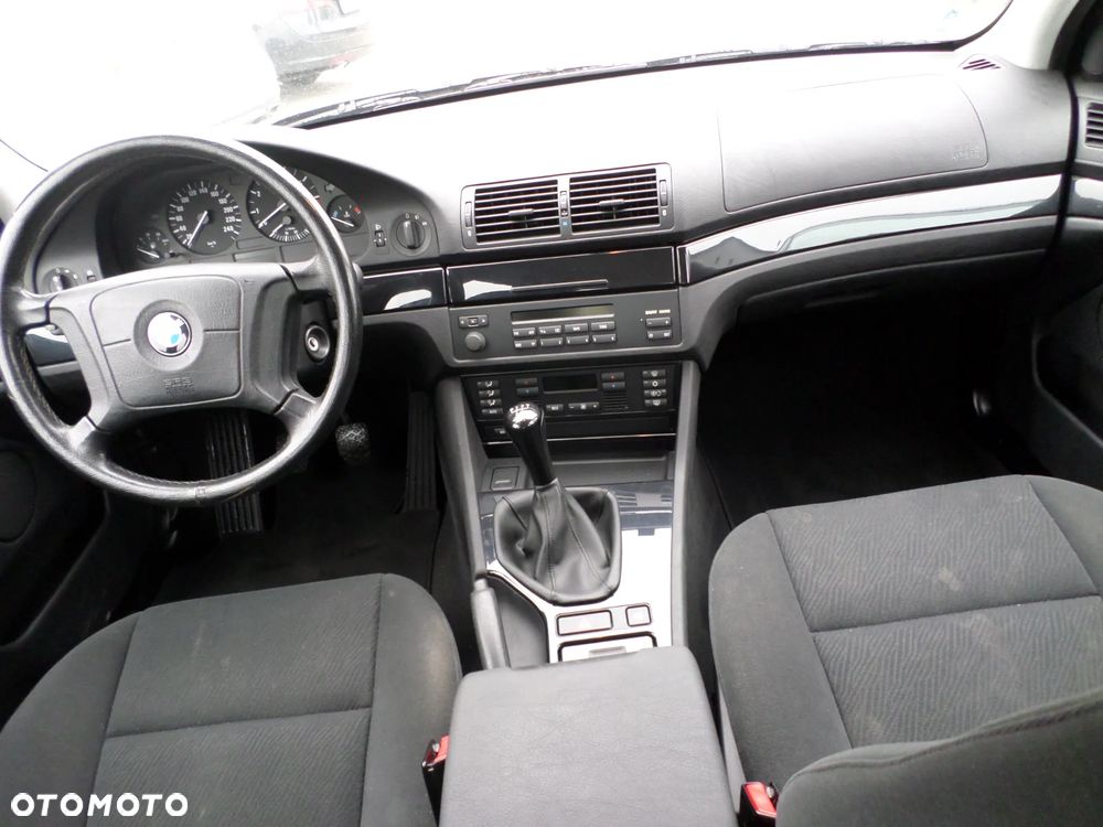 BMW Seria 5 - 24