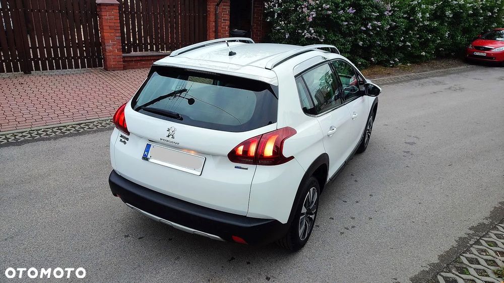 Peugeot 2008 PureTech 110 Style - 19