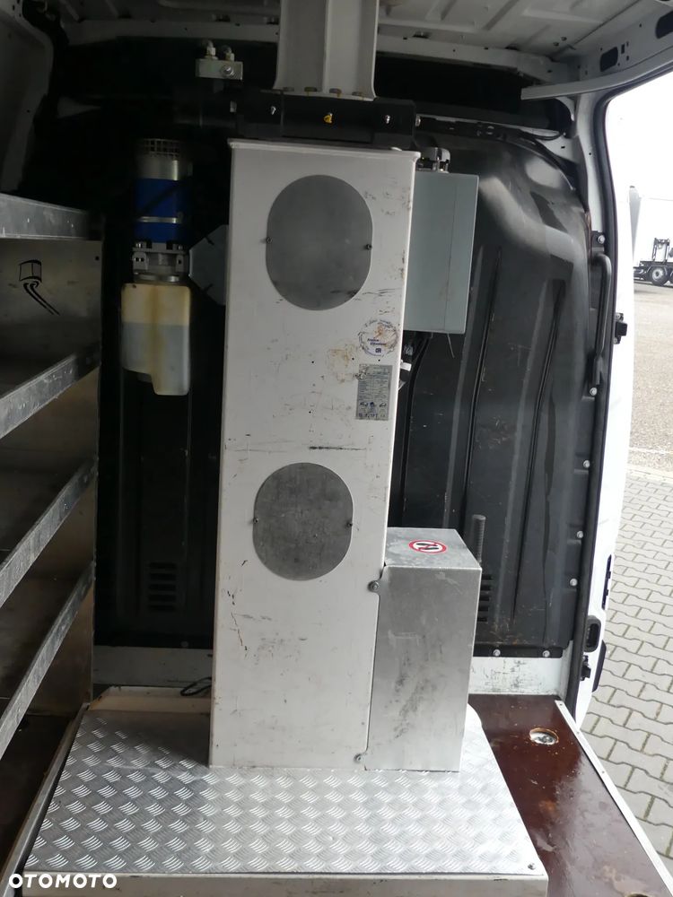 Renault MASTER / PODNOŚNIK KOSZOWY / ZWYŻKA 12M / - 22