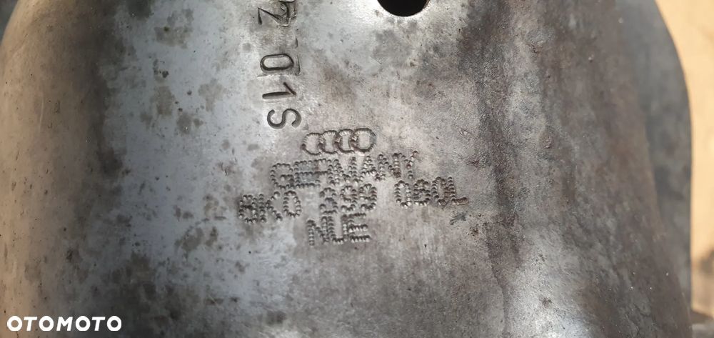 Łapa poduszka silnika prawa Audi A4 B8 2.0 TDI 8K0399060L - 6