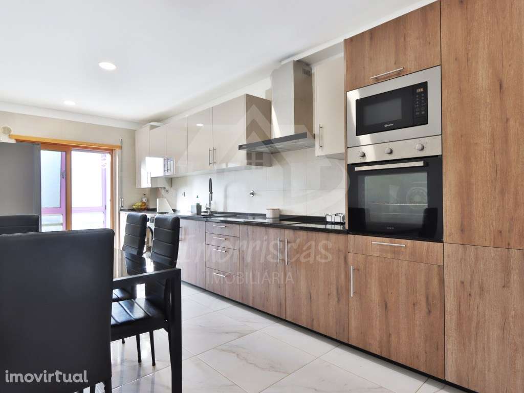 Apartamento T4 com suite, closet e parqueamento, em Camarate. - Grande imagem: 5/30