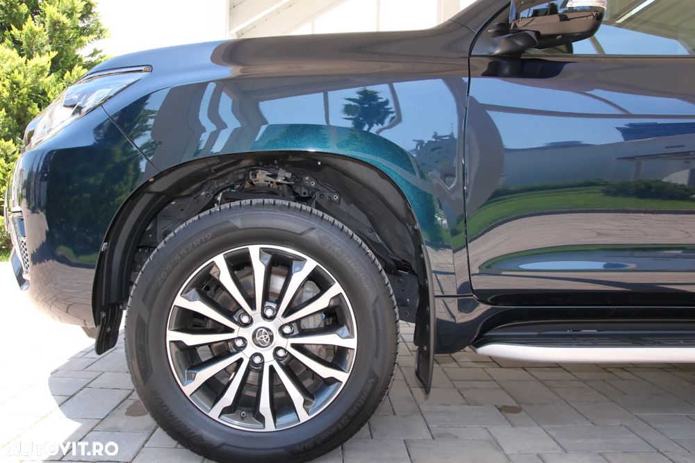 Toyota Land Cruiser 2.8l D-4D 204 CP A/T 7 locuri Luxury AVS Black - 12