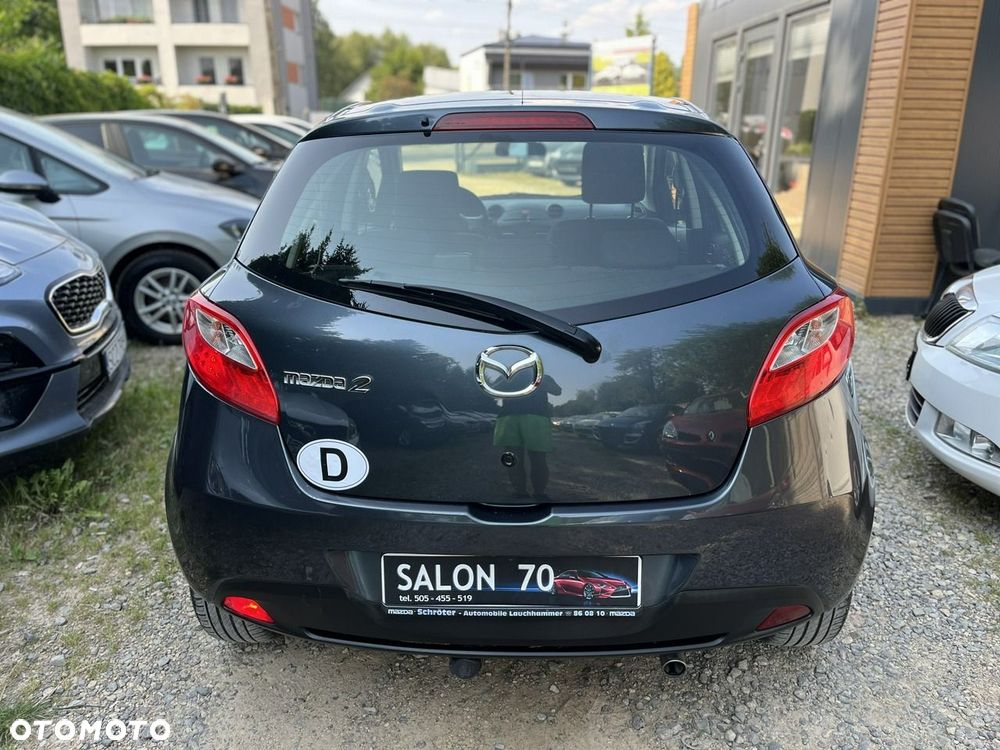 Mazda 2 - 5