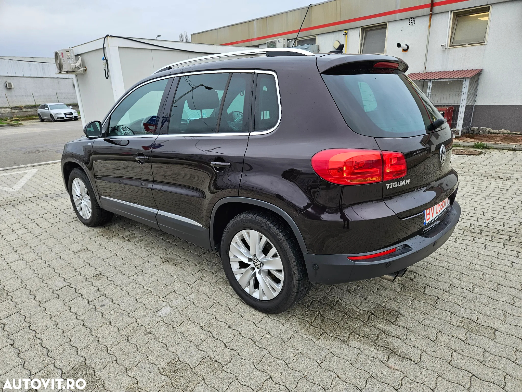 Volkswagen Tiguan 2.0 TDI DPF 4Motion BlueMotion Technology DSG Life - 5