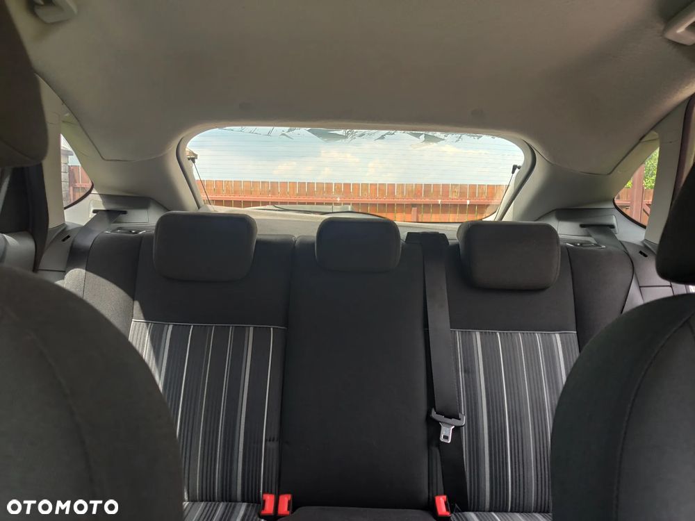 Ford Focus 1.6 TDCi Trend - 17