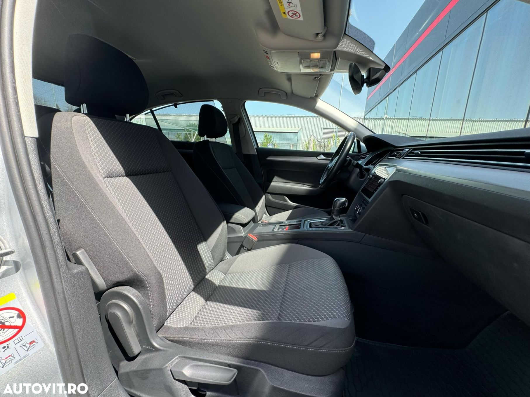 Volkswagen Passat 2.0 TDI DSG Advance - 12