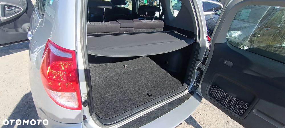 Toyota RAV4 2.0 4x4 Automatik Sol - 16