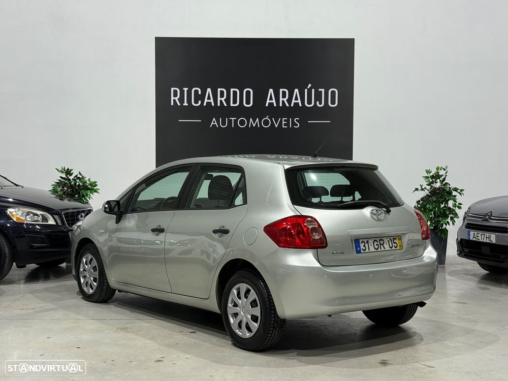 Toyota Auris 1.4 VVT-i AC+VSC - 3