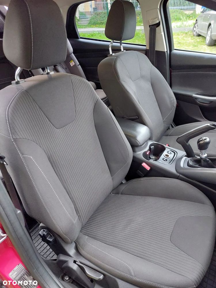 Ford Focus 1.6 EcoBoost Titanium - 16