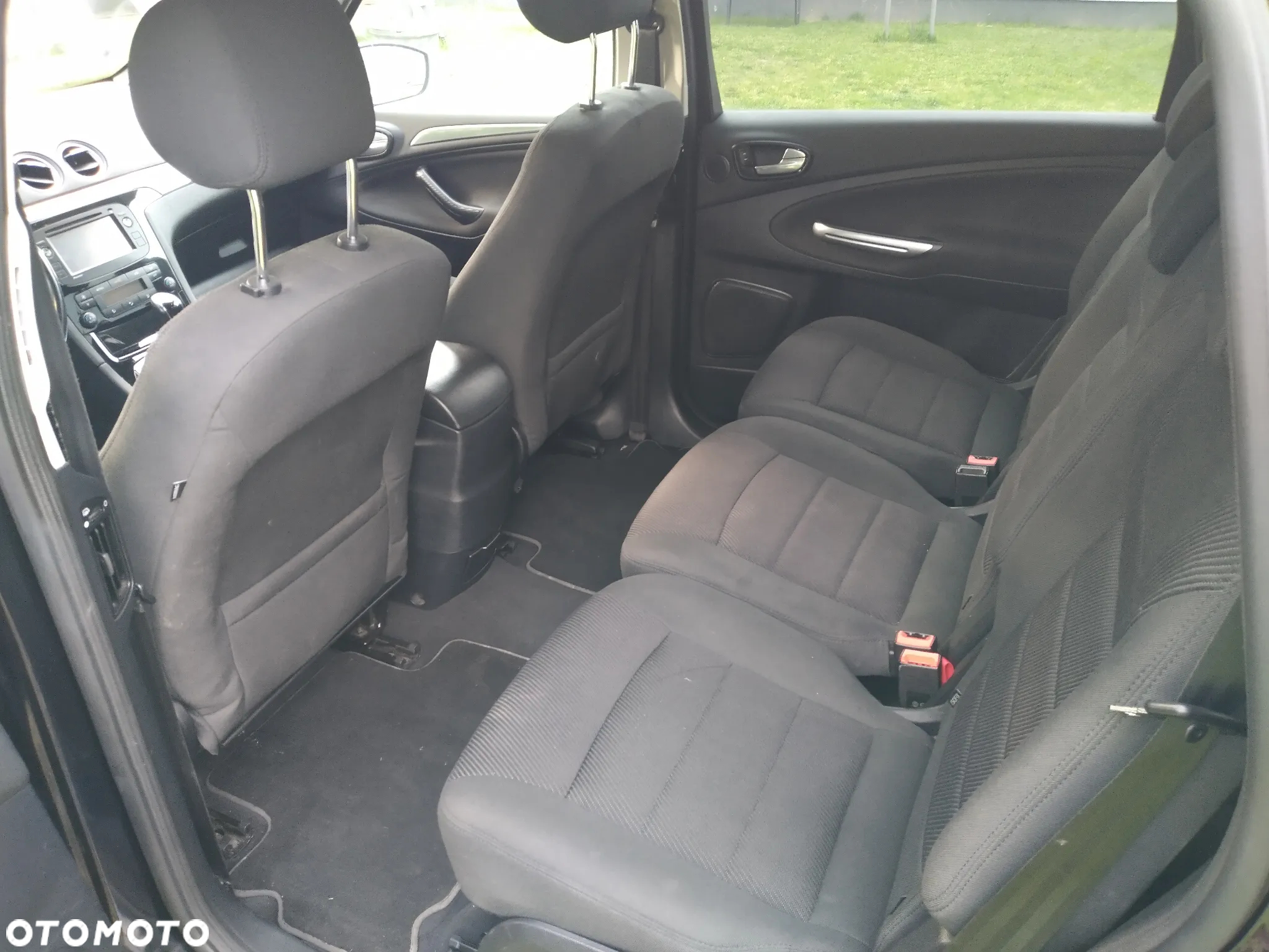Ford S-Max - 9