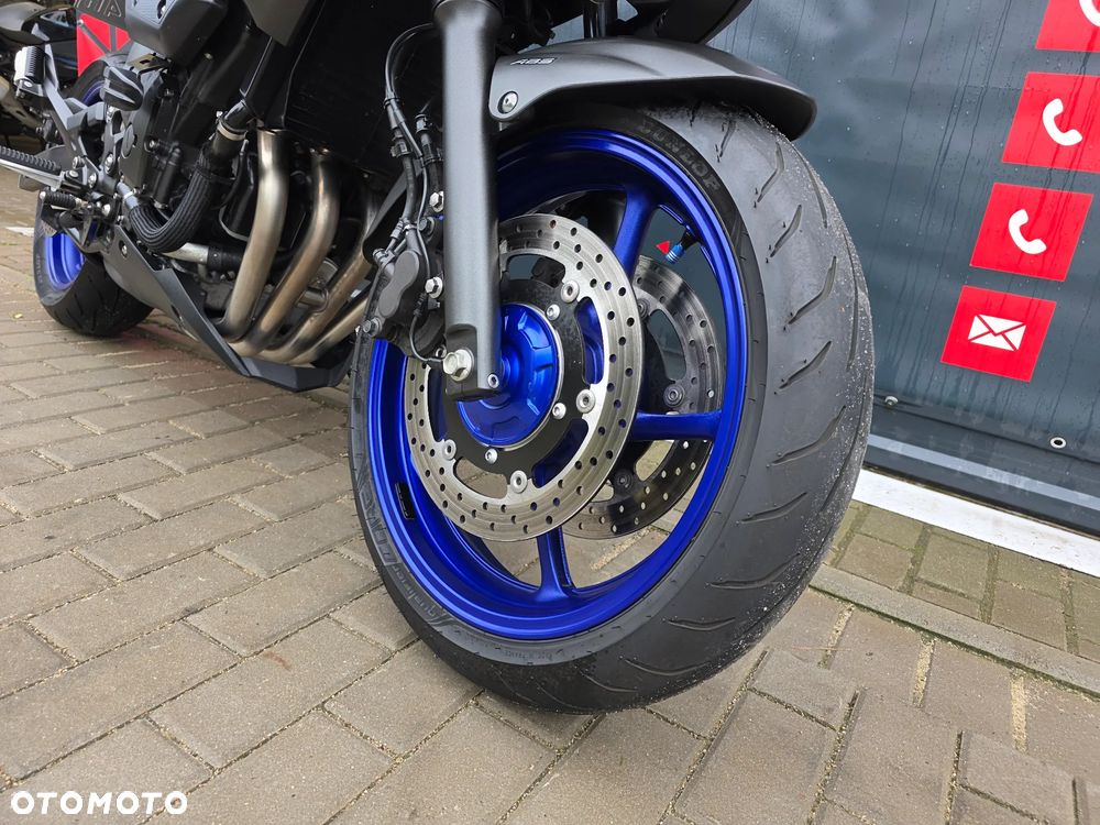 Yamaha XJ - 28