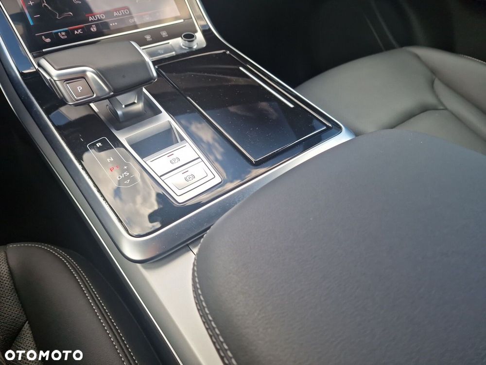Audi Q8 - 15