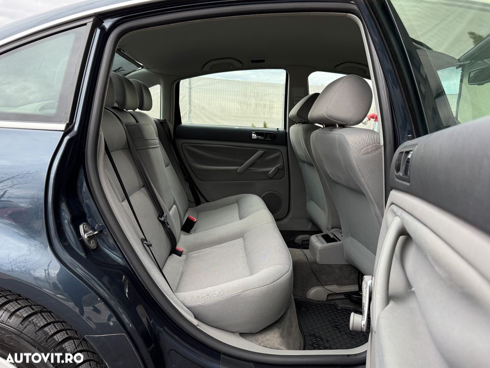 Volkswagen Passat 2.0 5V Highline - 9