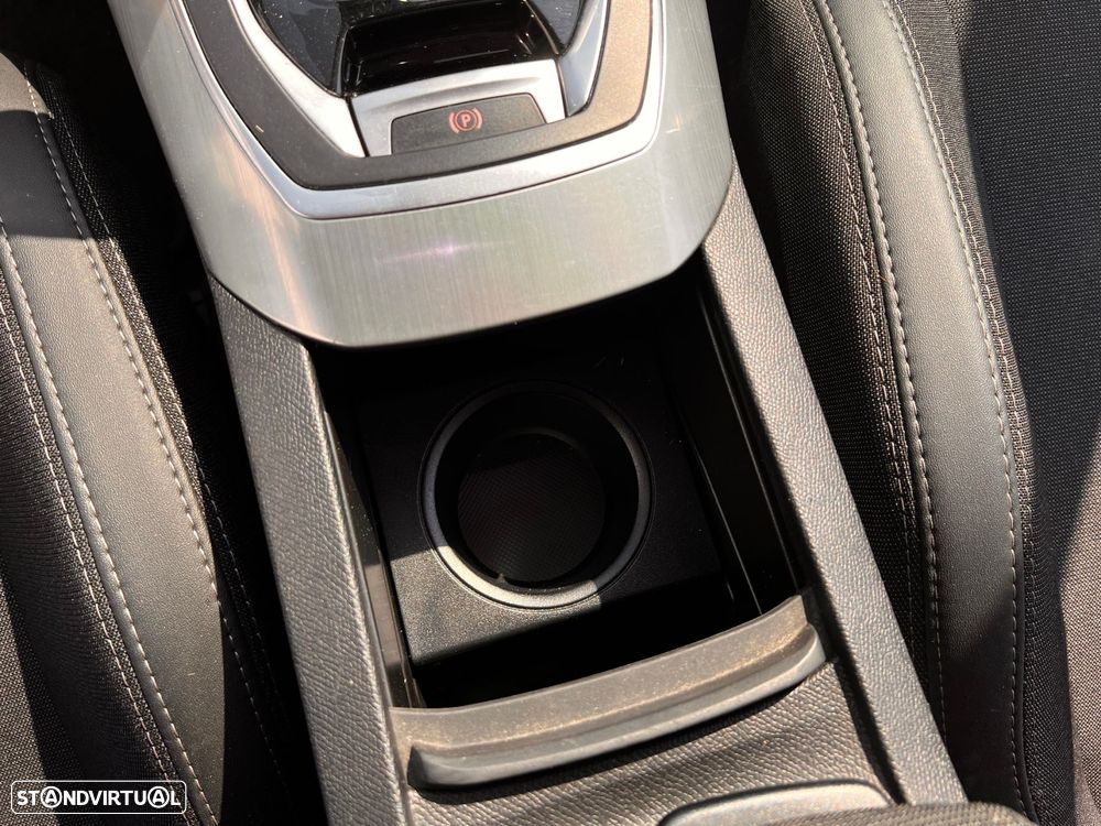 Peugeot 308 1.2 PureTech Allure - 48
