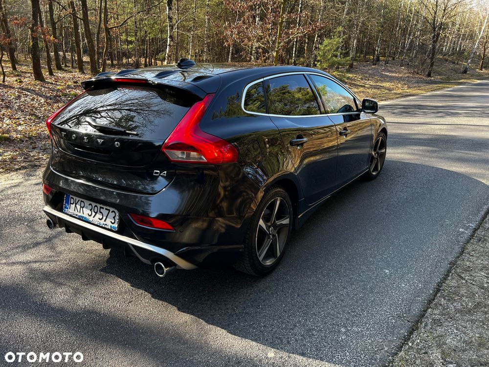 Volvo V40 D4 Drive-E R-Design Summum - 6
