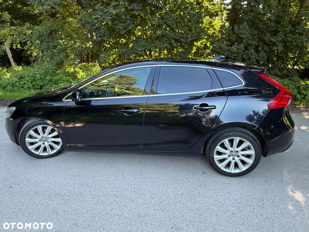 Volvo V40 D2 - 13
