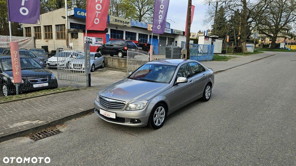 Mercedes-Benz Klasa C 220 CDI Classic - 16