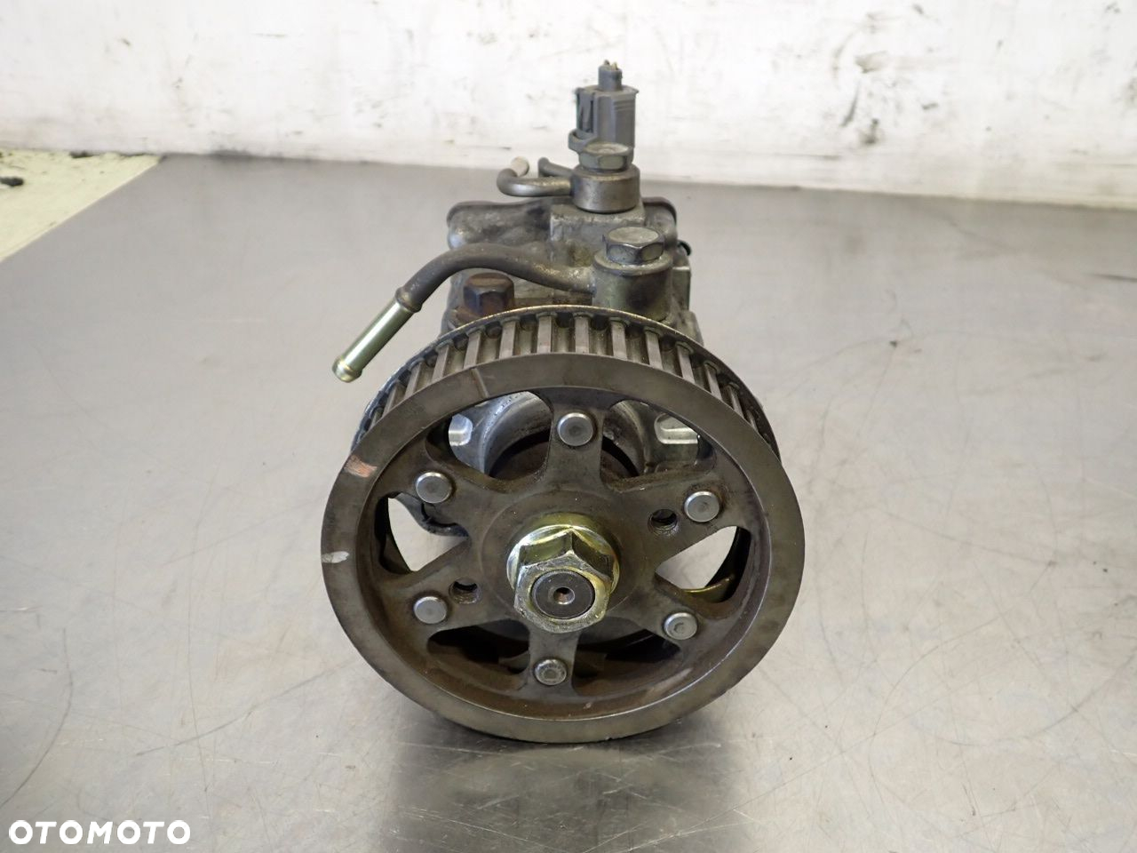 POMPA WTRYSKOWA TOYOTA COROLLA E12 22100-27010 - 5