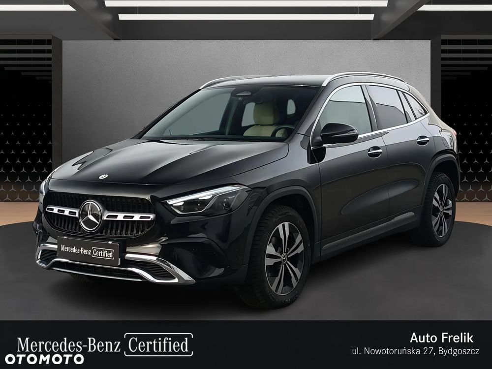 Mercedes-Benz GLA 200 Progressive - 1