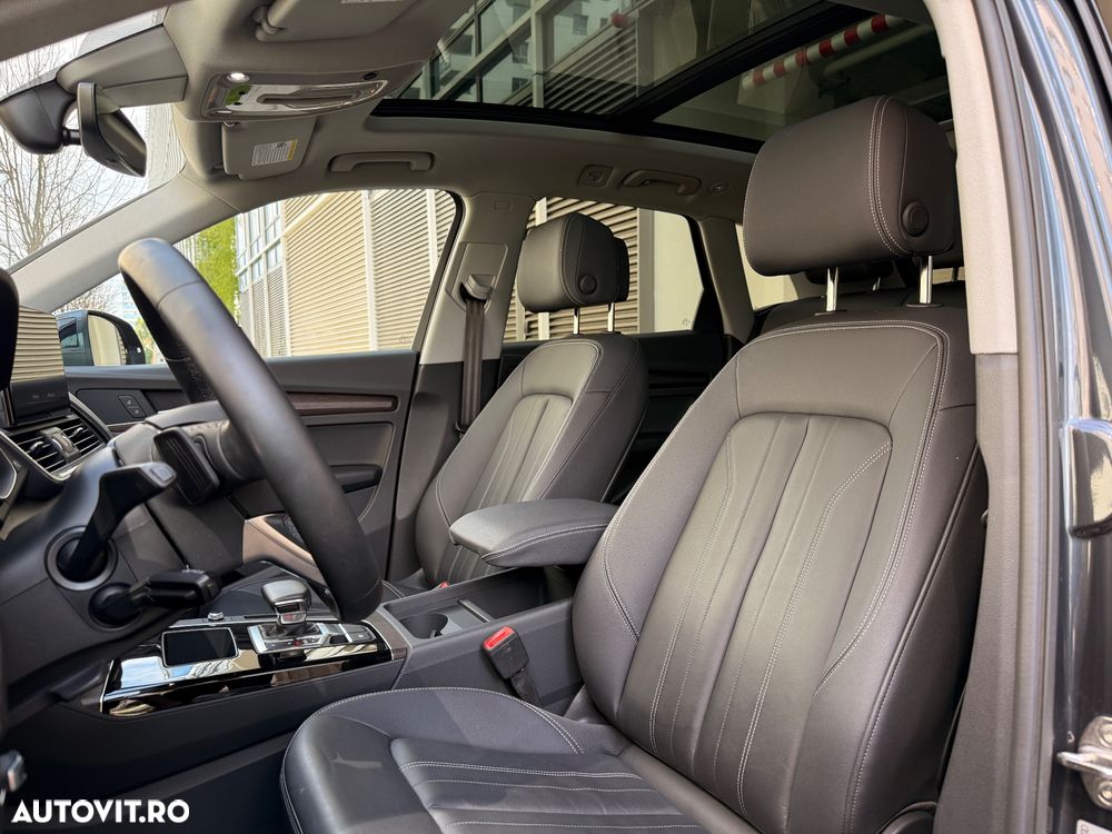 Audi e-tron 40 TFSI quattro S tronic - 12