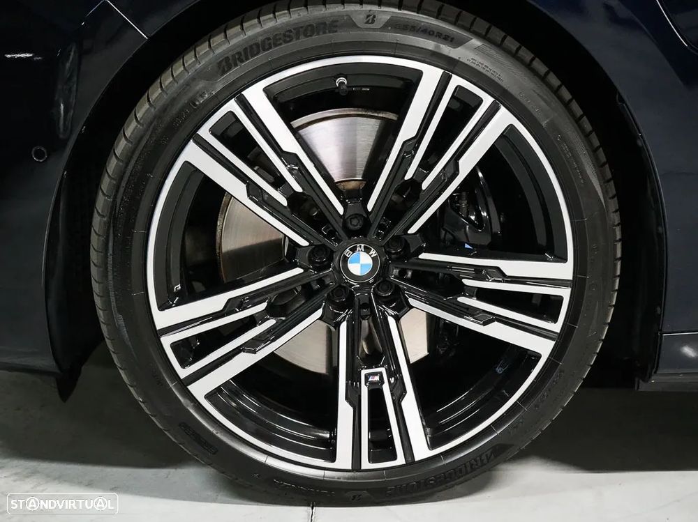 BMW 760 M760e xDrive - 21