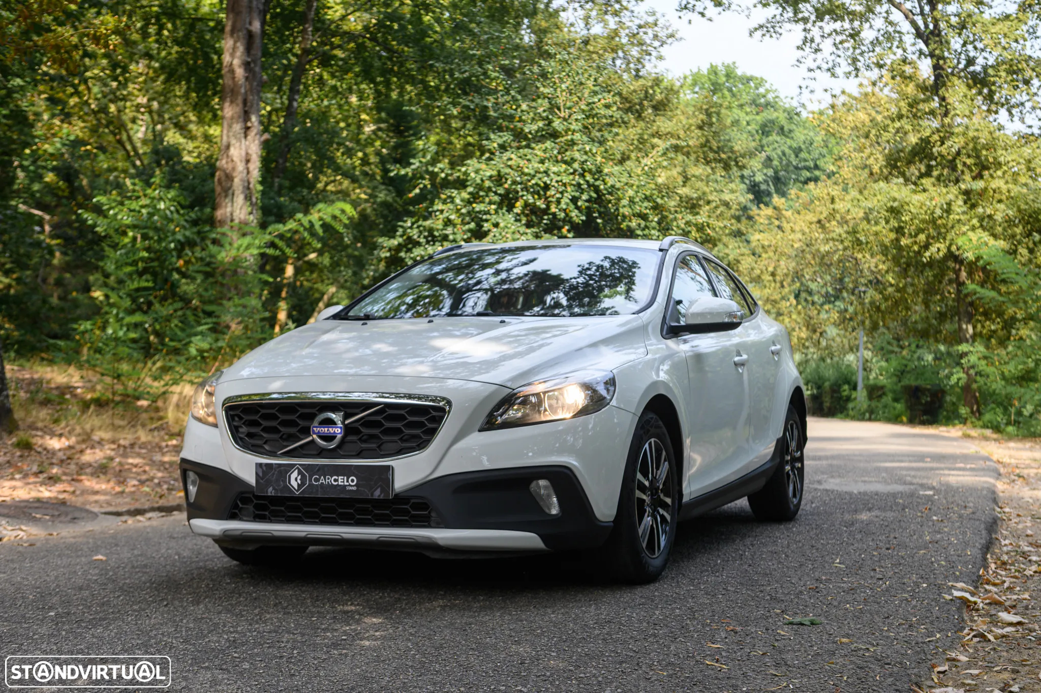 Volvo V40 Cross Country 2.0 D2 Summum - 13
