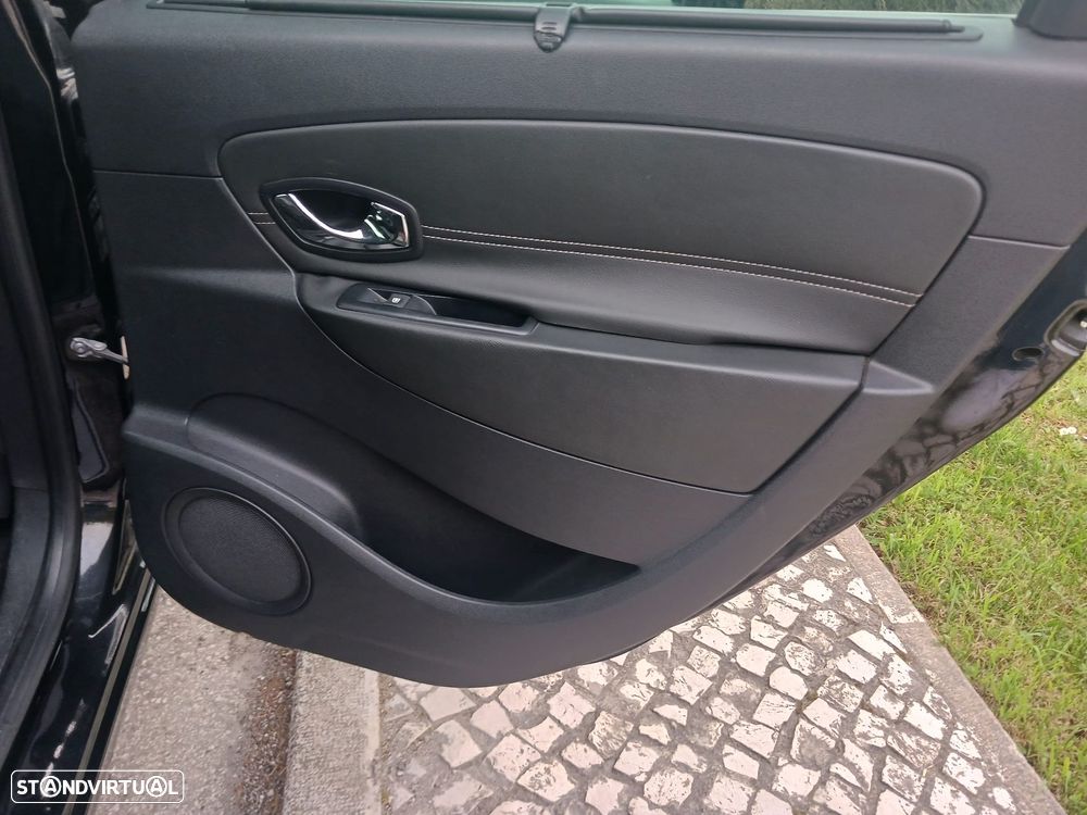 Renault Scénic 1.5 dCi Sport SS - 41