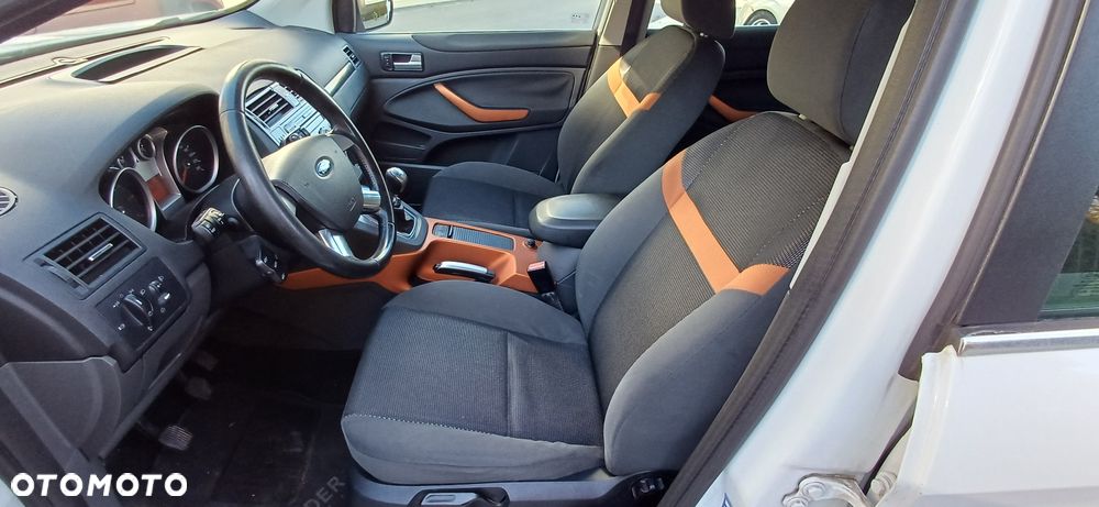 Ford Kuga - 6