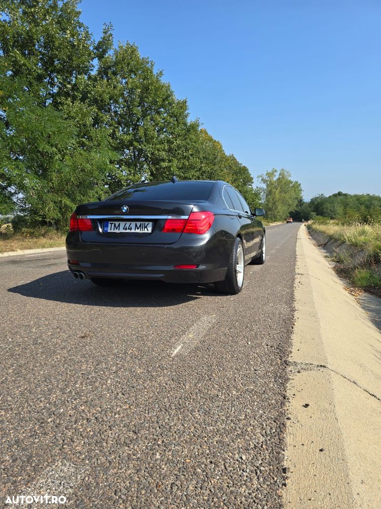 BMW Seria 7 730d Aut. - 8