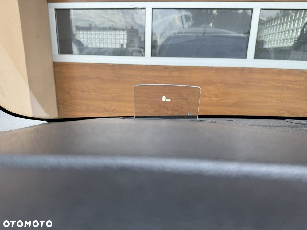 Peugeot Traveller 2.0 BlueHDi Compact Allure - 16