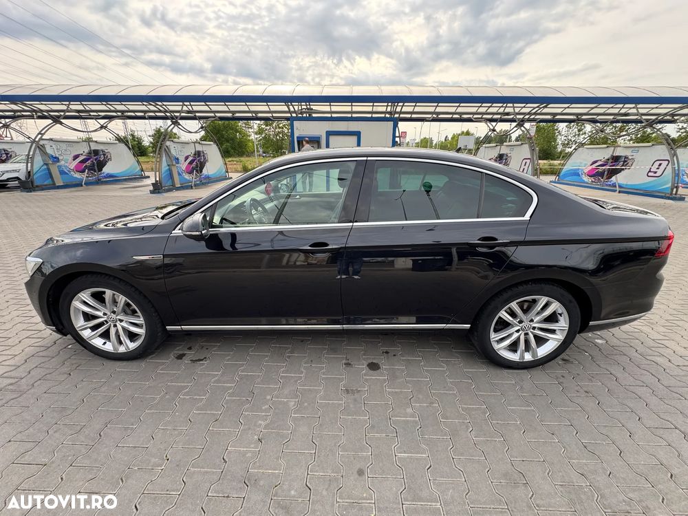 Volkswagen Passat 2.0 TDI DSG 4Motion Highline - 33