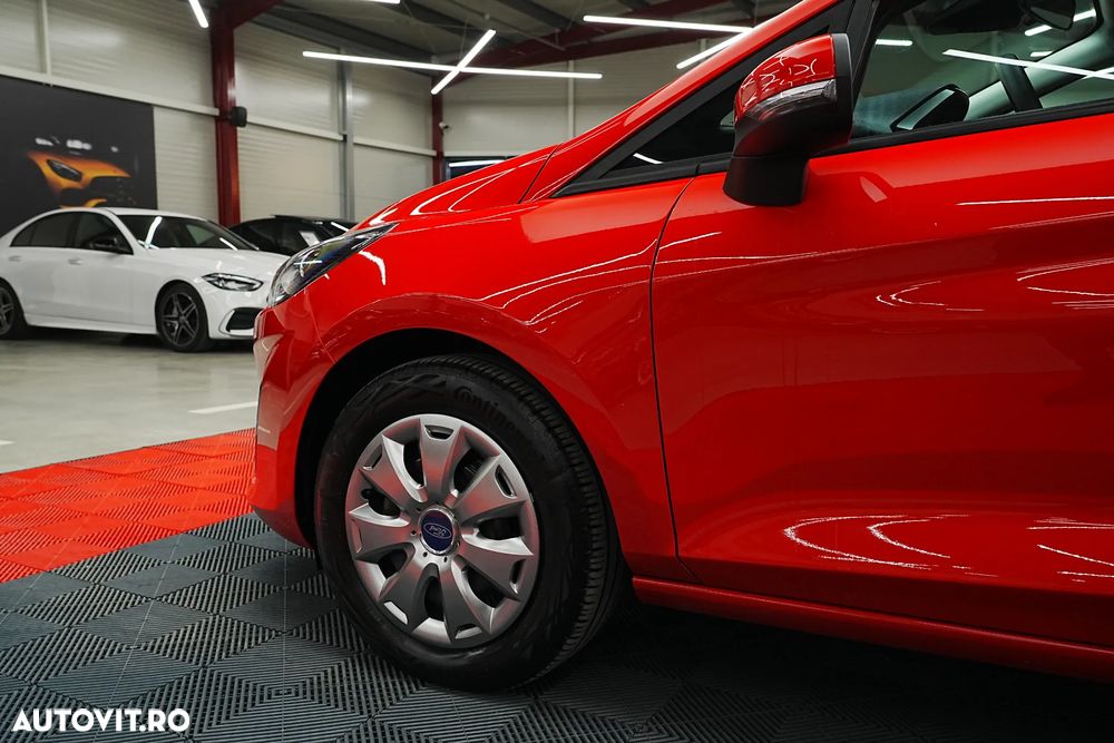 Ford Fiesta 1.0 EcoBoost S&S COOL&CONNECT - 17
