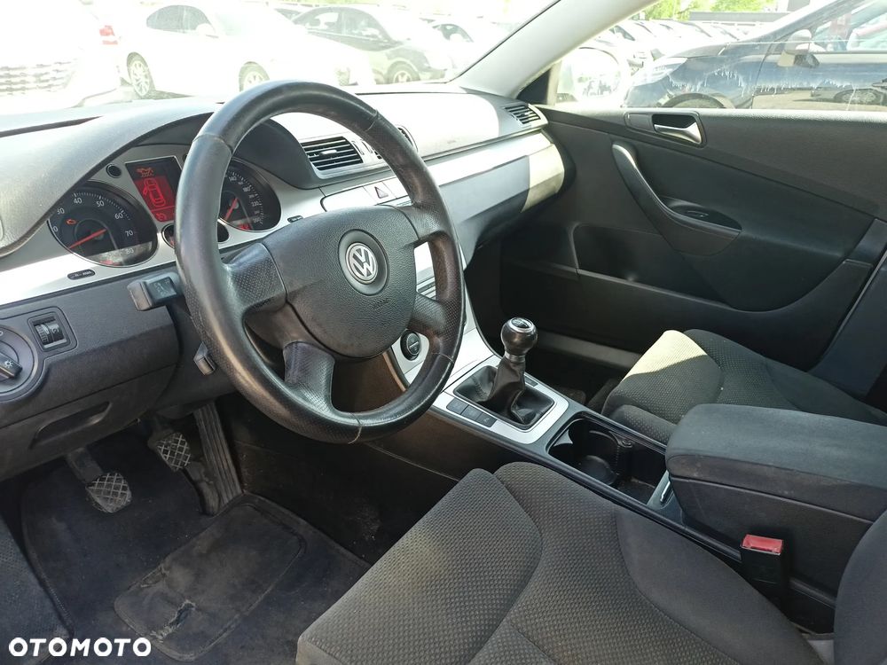 Volkswagen Passat - 7