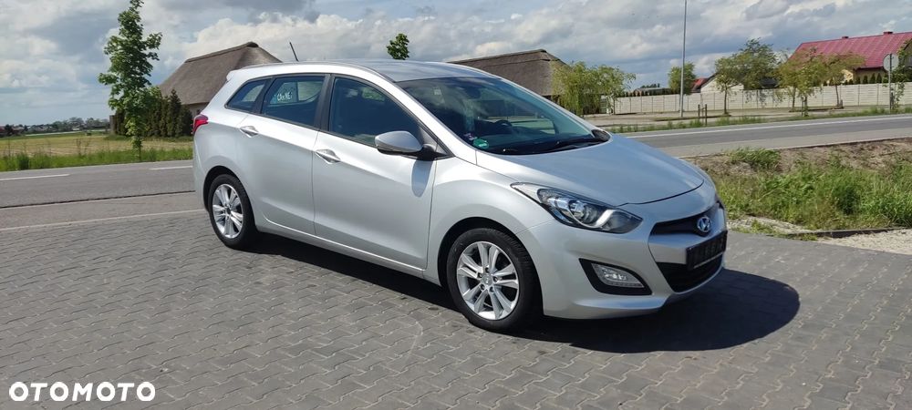 Hyundai i30 i30cw 1.4 Fifa World Cup Edition - 7