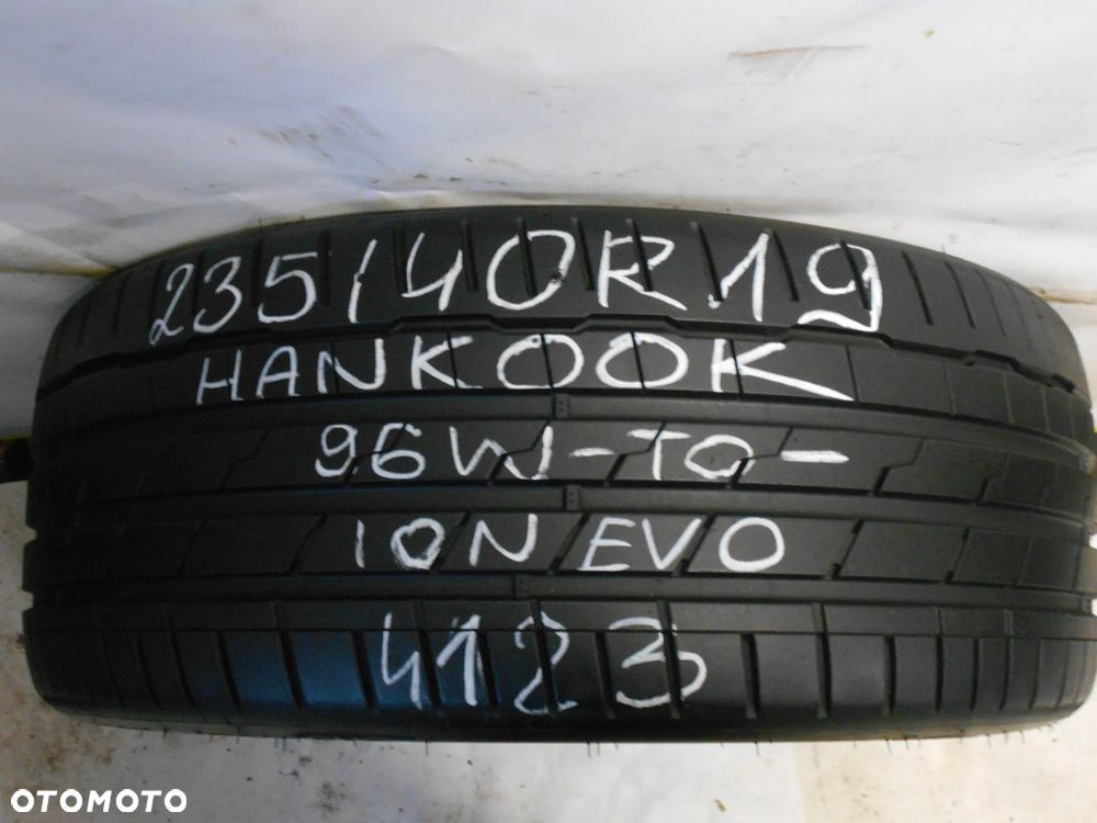 OPONA POJEDYNKA 235/40R19 BRIDGESTONE ION EVO TO DOT 4123 7.5MM - 1