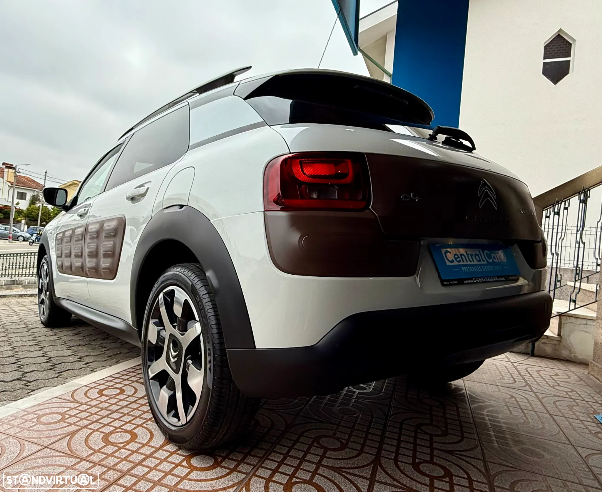 Citroën C4 Cactus 1.2 PureTech Shine - 8