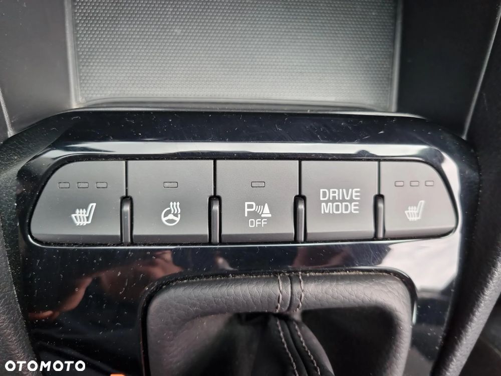 Kia Stonic 1.0 T-GDI M DCT - 16