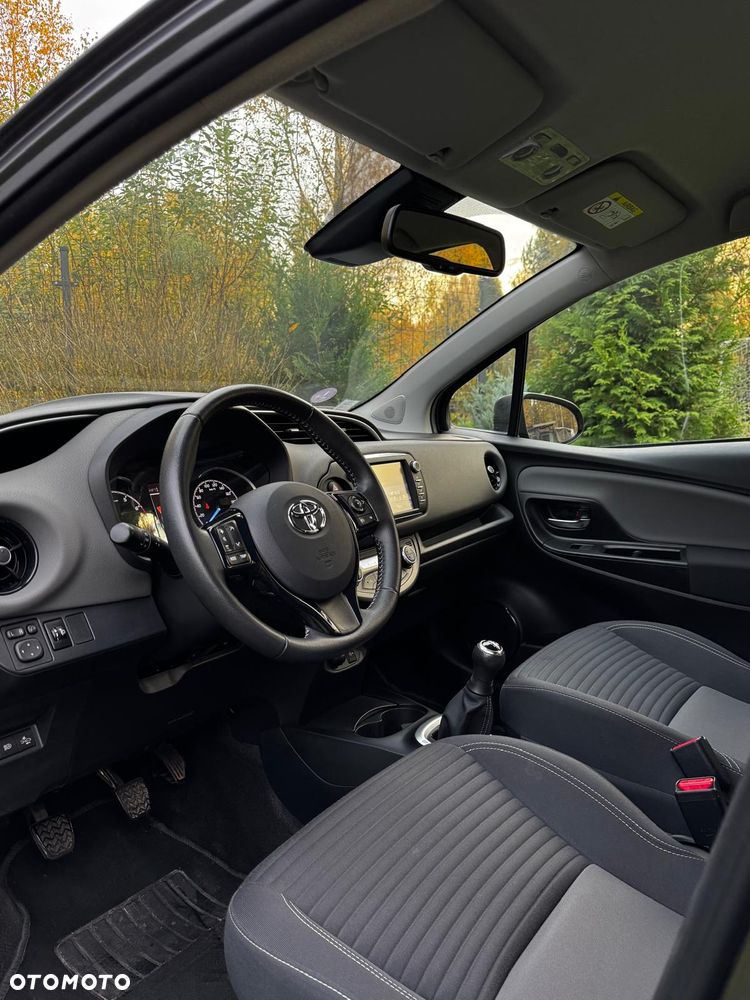 Toyota Yaris - 7