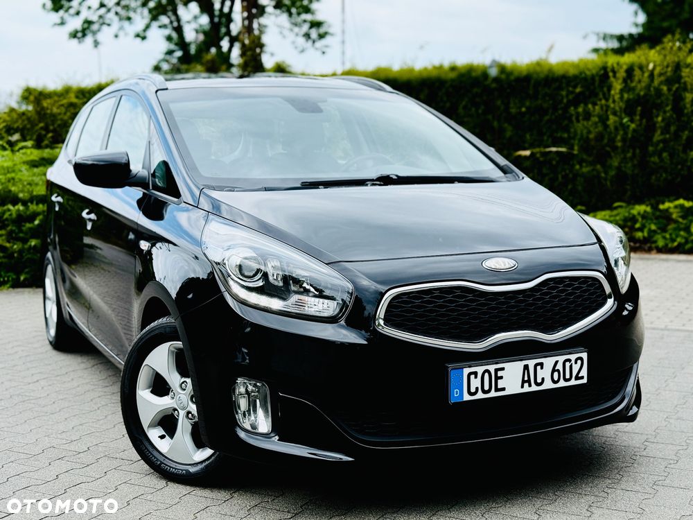 Kia Carens 1.6 GDI Dream Team Edition - 15