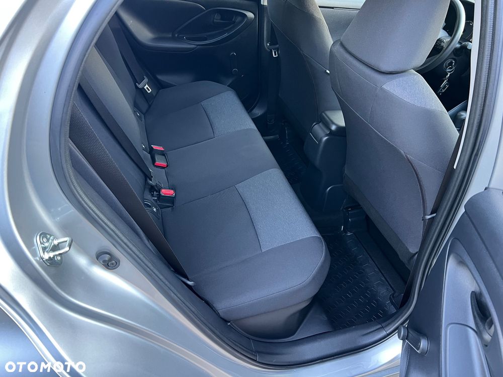 Toyota Yaris Hybrid 1.5 Comfort - 22