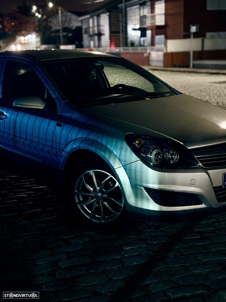 Opel Astra 1.3 CDTI Enjoy EcoFLEX - 1