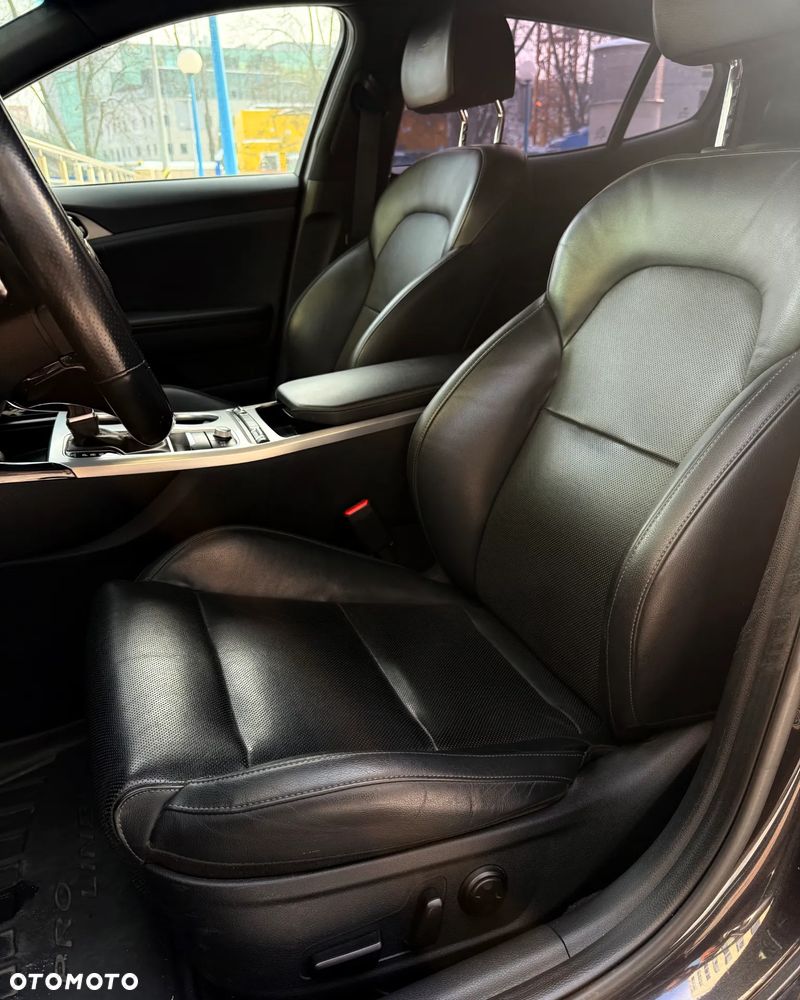 Kia Stinger 3.3 T-GDI V6 GT AWD - 18