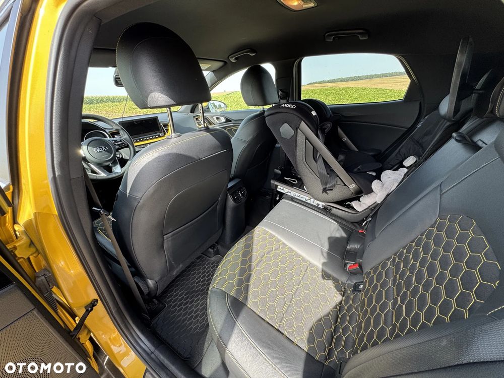 Kia XCeed 1.5 T-GDI L Business Line - 12