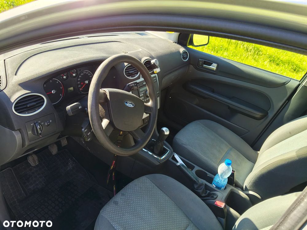 Ford Focus 1.6 TDCi Trend - 6
